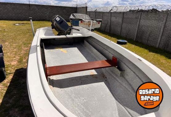 Embarcaciones - En venta casco Tortolini 445 Suzuki 40 hp 2t a ca�a manual con trailer a�o 1996 u$s3400 #nautistorearroyoseco www.nautistore.com.ar - En Venta