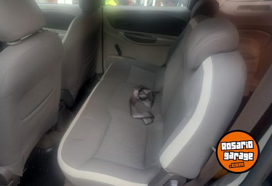 Camionetas - Chevrolet SPIN LT 2013 GNC 200000Km - En Venta
