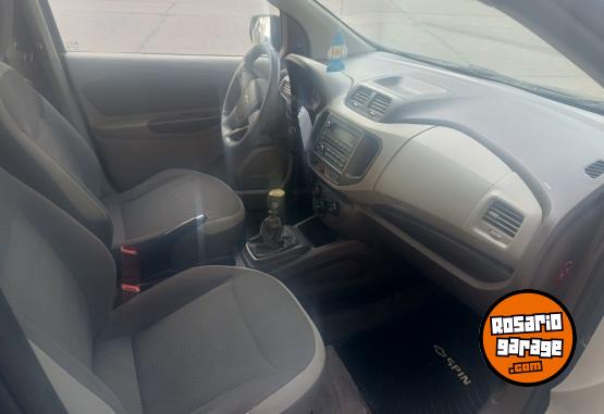 Camionetas - Chevrolet SPIN LT 2013 GNC 200000Km - En Venta