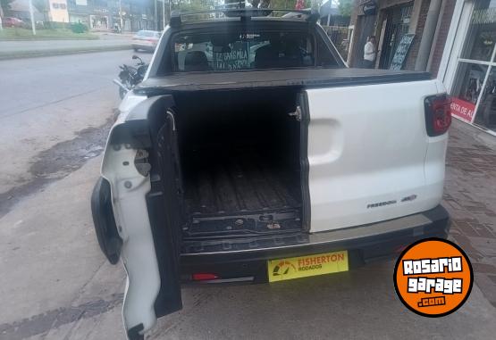 Camionetas - Fiat TORO FREEDOM 4X4 TDI 2018 Diesel 130000Km - En Venta
