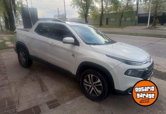 Camionetas - Fiat TORO FREEDOM 4X4 TDI 2018 Diesel 130000Km - En Venta
