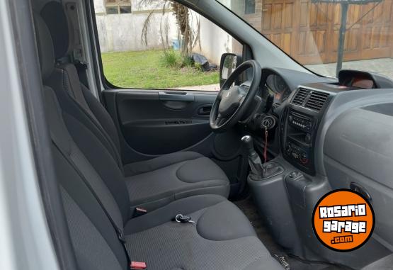 Utilitarios - Peugeot Expert 2015 Diesel 198000Km - En Venta