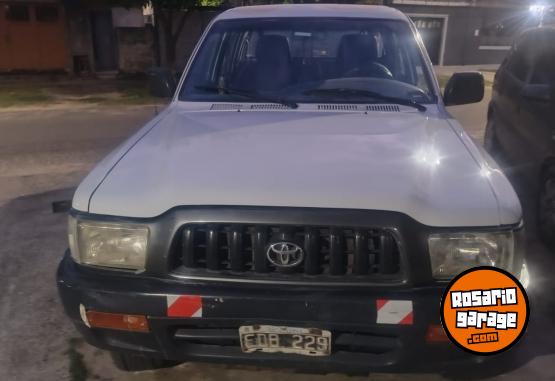Camionetas - Toyota Hilux 2003 Diesel 100000Km - En Venta