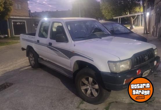 Camionetas - Toyota Hilux 2003 Diesel 100000Km - En Venta