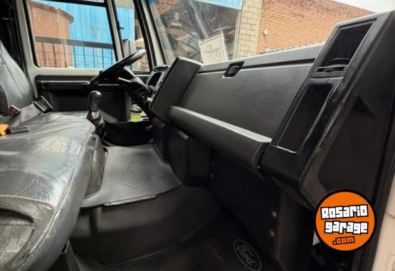Camiones y Gr�as - FORD CARGO 1119 - En Venta