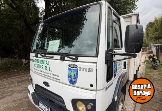 Camiones y Gr�as - FORD CARGO 1119 - En Venta