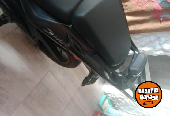 Motos - Bajaj Dominar400 2023 Nafta 9600Km - En Venta