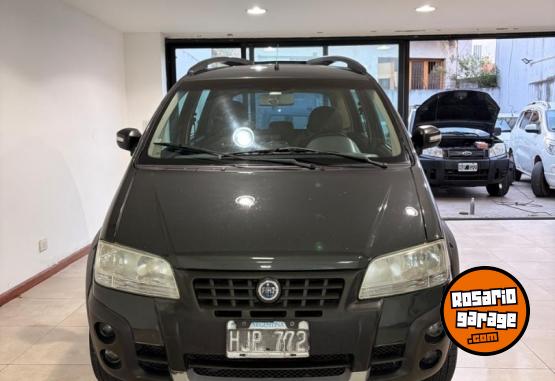 Autos - Fiat Idea 1.8 Adventure 2008 Nafta 160000Km - En Venta