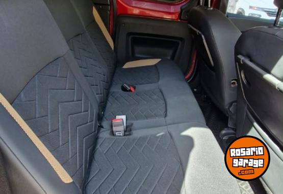 Utilitarios - Renault Kangoo Stepway 2020 GNC 114000Km - En Venta
