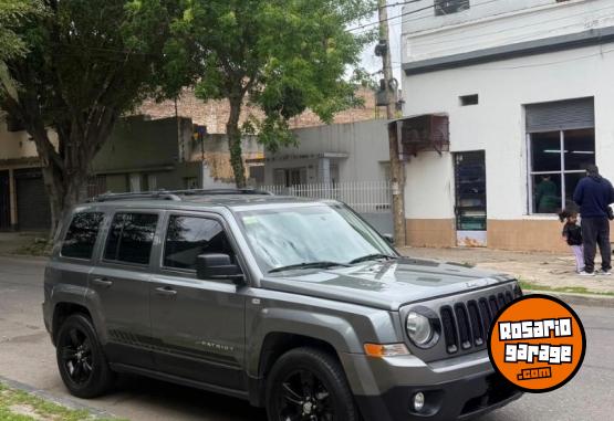 Camionetas - Jeep PATRIOT 2012 Nafta 71000Km - En Venta