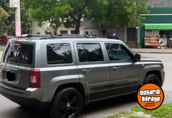 Camionetas - Jeep PATRIOT 2012 Nafta 71000Km - En Venta