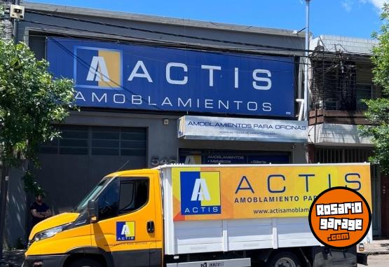 Camiones y Gr�as - Excelente oportunidad - En Venta