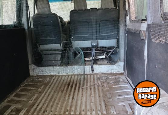 Utilitarios - Renault Master 2009 Diesel 190000Km - En Venta