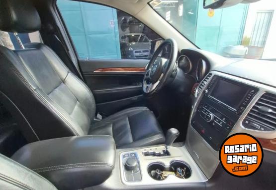Camionetas - Jeep GRAND CHEROKEE LIMITED 2011 Nafta 120000Km - En Venta