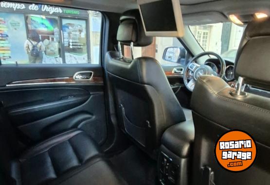 Camionetas - Jeep GRAND CHEROKEE LIMITED 2011 Nafta 120000Km - En Venta