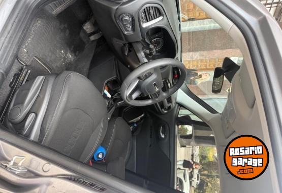 Camionetas - Otra marca Jeep Renegade 2023 Nafta 92500Km - En Venta