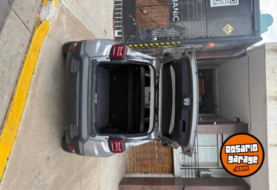 Camionetas - Otra marca Jeep Renegade 2023 Nafta 92500Km - En Venta