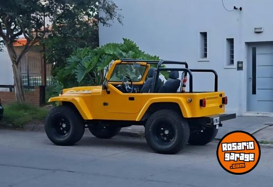 Camionetas - Chrysler JEEP IKA 1987 Nafta 100000Km - En Venta