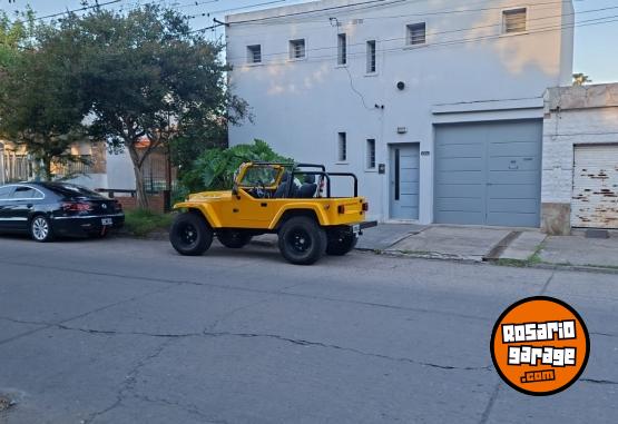 Camionetas - Chrysler JEEP IKA 1987 Nafta 100000Km - En Venta