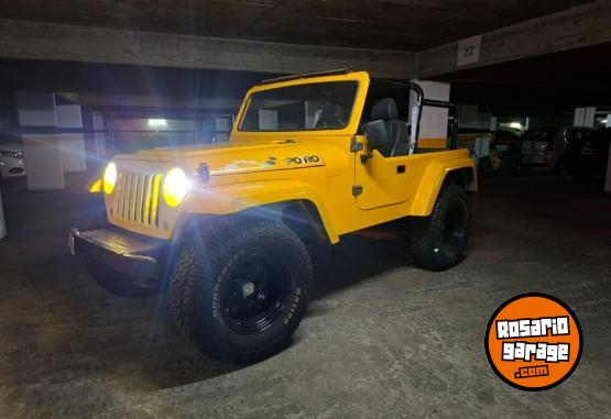 Camionetas - Chrysler JEEP IKA 1987 Nafta 100000Km - En Venta