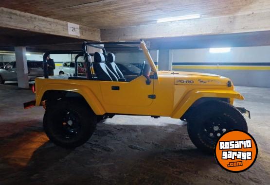 Camionetas - Chrysler JEEP IKA 1987 Nafta 100000Km - En Venta