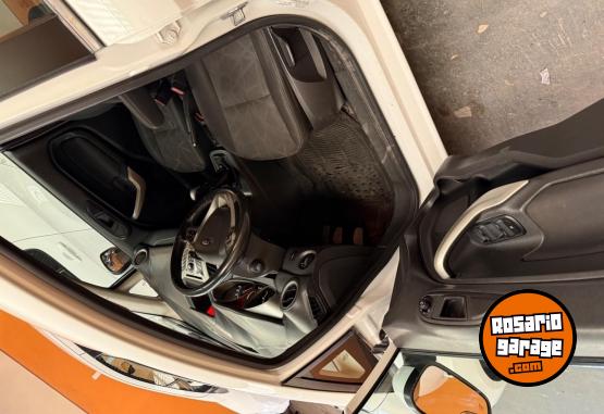 Autos - Ford Fiesta titanium Mexicano 2013 Nafta 170000Km - En Venta