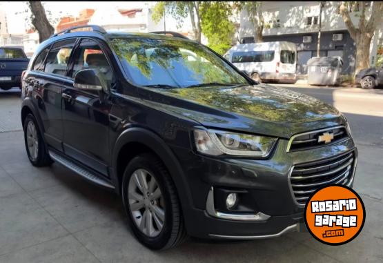 Camionetas - Chevrolet Captiva ltz 2.2 4x4 7plaz 2017 Diesel 126000Km - En Venta