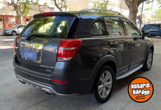 Camionetas - Chevrolet Captiva ltz 2.2 4x4 7plaz 2017 Diesel 126000Km - En Venta