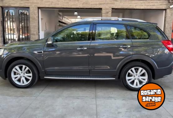 Camionetas - Chevrolet Captiva ltz 2.2 4x4 7plaz 2017 Diesel 126000Km - En Venta