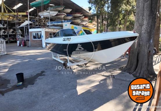 Embarcaciones - Nativo Open 5.90 + Johnson 115Hp 2T - En Venta