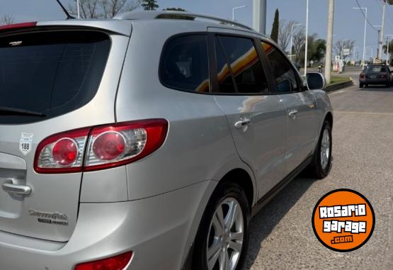 Camionetas - Hyundai Santa Fe 2011 Diesel 240000Km - En Venta