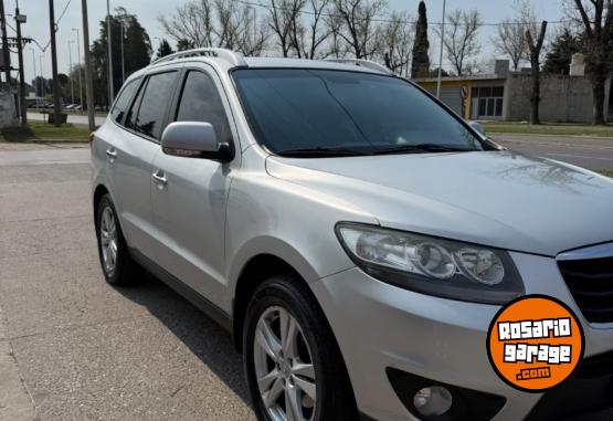Camionetas - Hyundai Santa Fe 2011 Diesel 240000Km - En Venta
