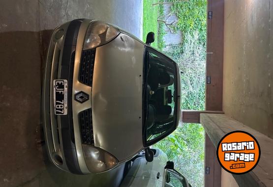 Autos - Renault Clio 2004 Diesel 218000Km - En Venta