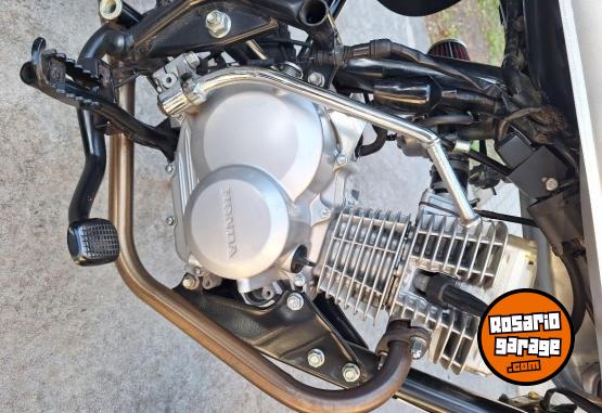 Motos - Honda 2013 cb1 2013 Nafta 20000Km - En Venta