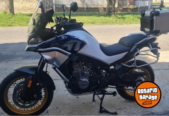 Motos - CF 800 Explorer 2024 Nafta 11000Km - En Venta