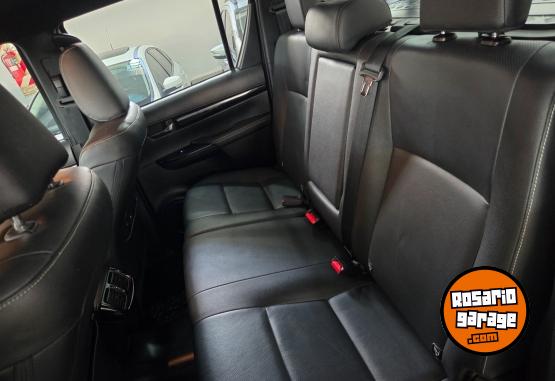 Camionetas - Toyota Hilux srx 2020 Diesel 68000Km - En Venta