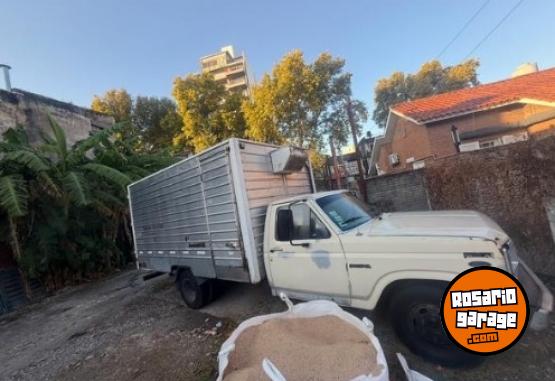 Camiones y Grúas - Ford 350 - En Venta