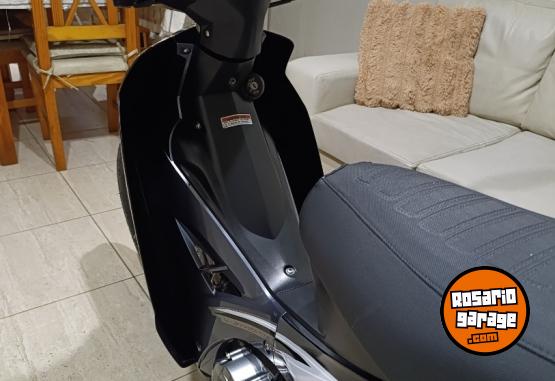 Motos - Yamaha New Crypton 110 2014 Nafta 17000Km - En Venta