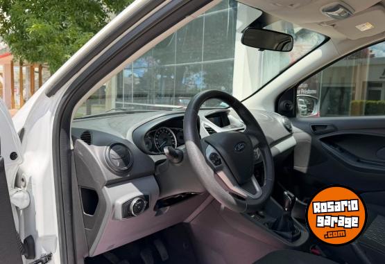 Autos - Ford KA 1.5L 5 PUERTAS M/T SE 2017 Nafta 88000Km - En Venta