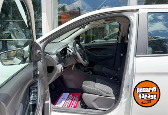 Autos - Ford KA 1.5L 5 PUERTAS M/T SE 2017 Nafta 88000Km - En Venta