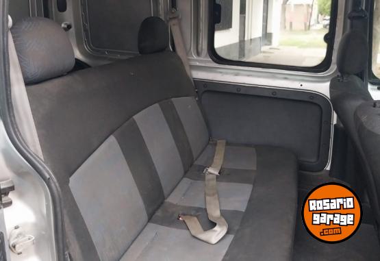 Utilitarios - Renault Kangoo 2017 Nafta 86000Km - En Venta