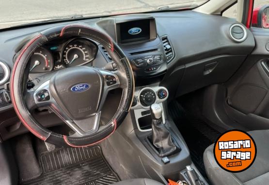 Autos - Ford fiesta kinetic se plus 2018 GNC 165Km - En Venta