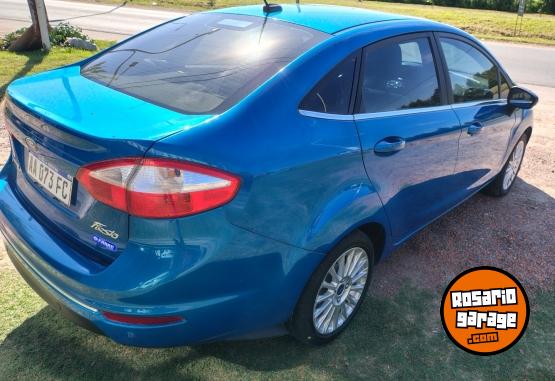 Autos - Ford Fiesta Titanium 2016 Nafta 106000Km - En Venta