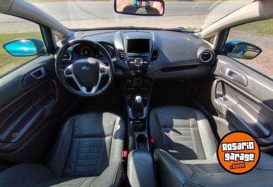 Autos - Ford Fiesta Titanium 2016 Nafta 106000Km - En Venta