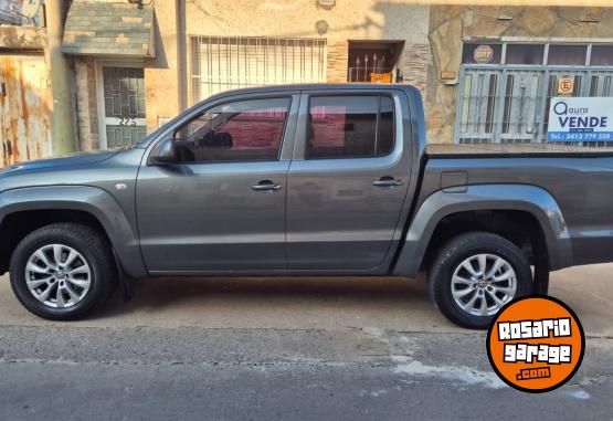 Camionetas - Volkswagen Amarok 180cv confort perm 2022 Diesel 122000Km - En Venta