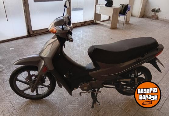Motos - Guerrero Trip 110 full 2024 Nafta 9000Km - En Venta