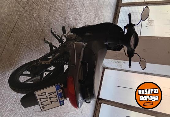 Motos - Guerrero Trip 110 full 2024 Nafta 9000Km - En Venta
