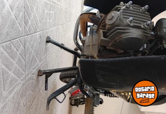 Motos - Guerrero Trip 110 full 2024 Nafta 9000Km - En Venta
