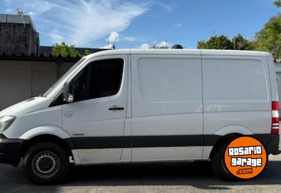 Utilitarios - Mercedes Benz SPRINTER 411 2019 Diesel 200000Km - En Venta