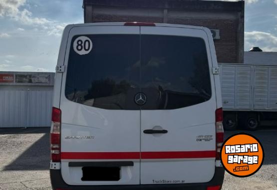 Utilitarios - Mercedes Benz SPRINTER 411 2019 Diesel 200000Km - En Venta